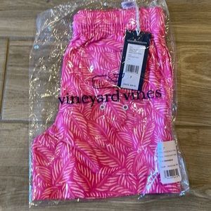 NWT Vineyard Vibes Boardshorts